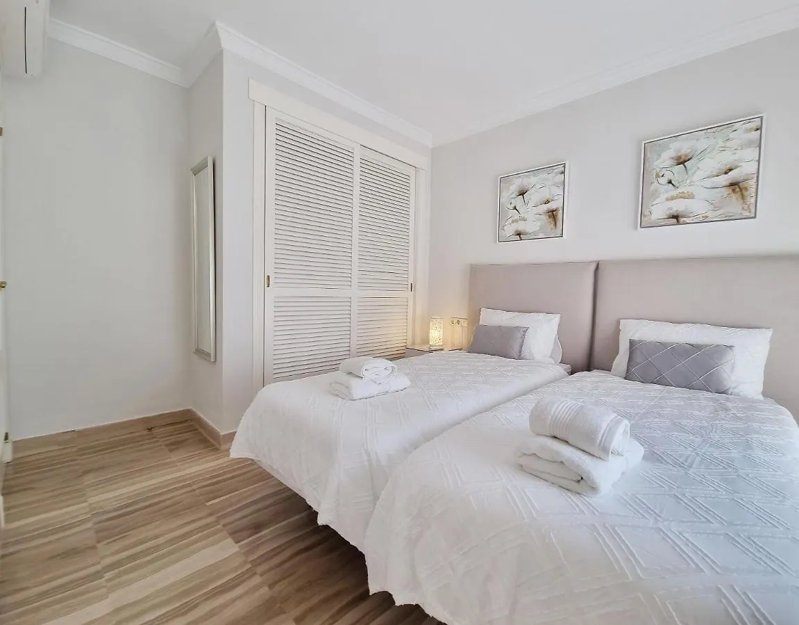 Luxury Hacienda Playa Apartment Marbella